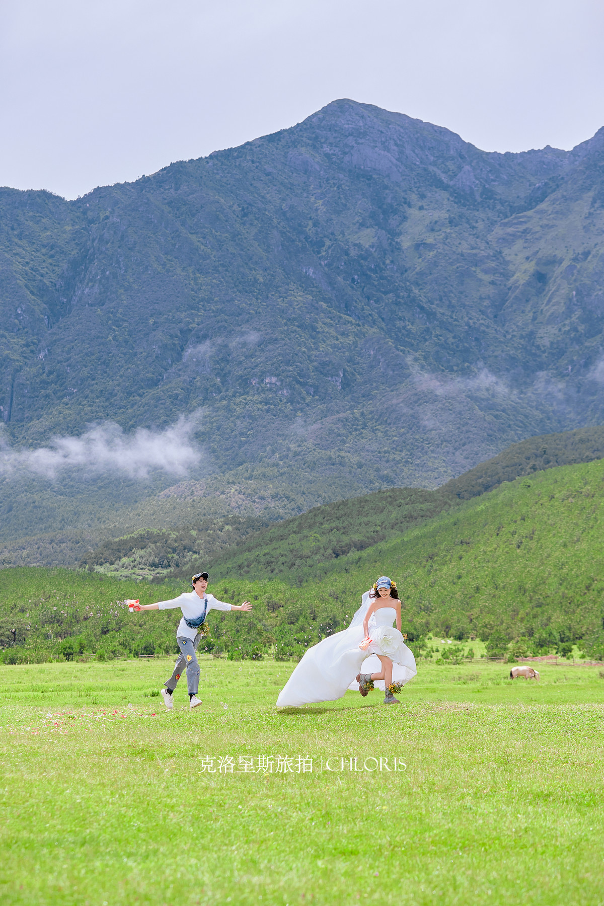 玉湖生命力婚纱照11
